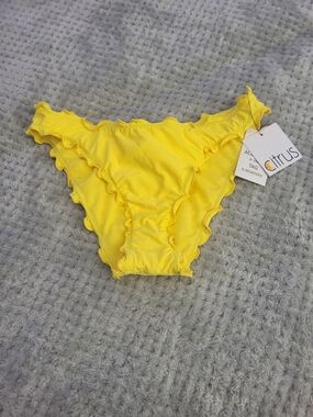 Nwt Citrus Ruffle Trim Yellow Bikini Bottom‎ Size 8